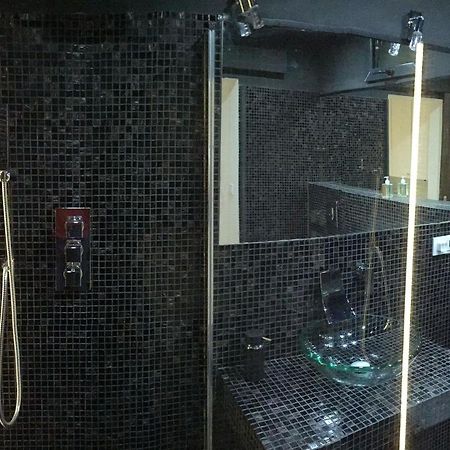 City Center Apartment With Gym & Spa Budapest Ngoại thất bức ảnh