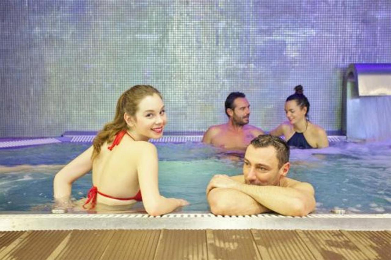 City Center Apartment With Gym & Spa Budapest Ngoại thất bức ảnh